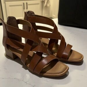 boc Tan Strappy Women's Sandals  New never worn